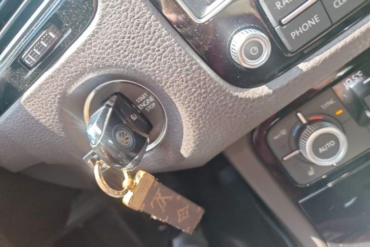 Used Volkswagen Touareg 2016 3.0 TSI Ignis Edition Vehicle Key