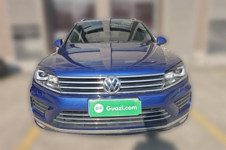 Used Volkswagen Touareg 2016 3.0 TSI Standard Version Front