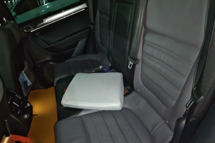 Used Volkswagen Touareg 2016 3.0 TSI R-Line Left Rear Seat