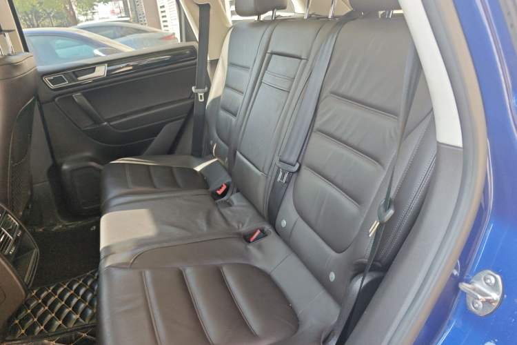 Used Volkswagen Touareg 2016 3.0 TSI Standard Version Left Rear Seat
