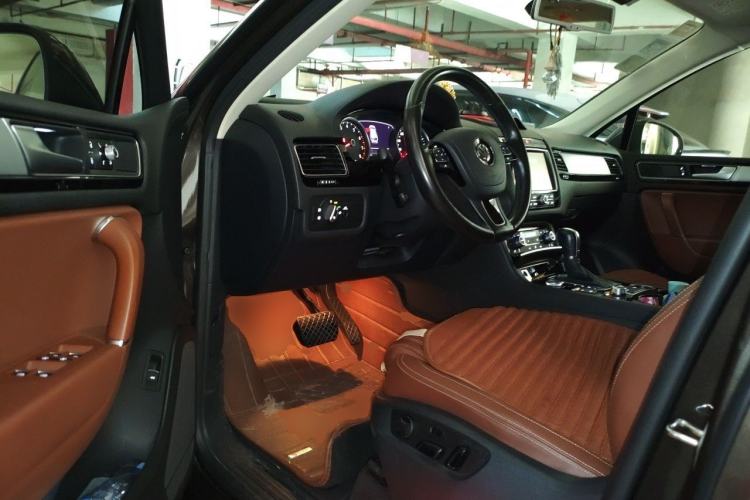 Used Volkswagen Touareg 2016 3.0 TSI Ignis Edition Driver Seat