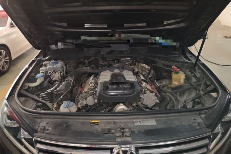 Used Volkswagen Touareg 2016 3.0 TSI Ignis Edition Engine Bay