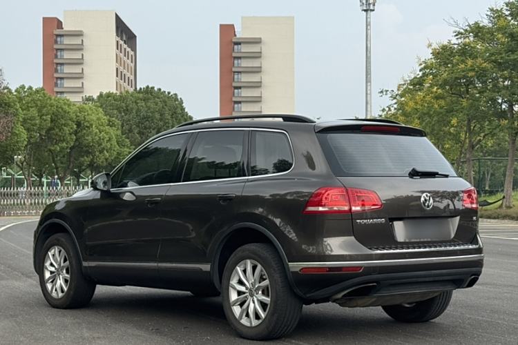 Used Volkswagen Touareg 2016 3.0 TSI Standard Version Exterior 3