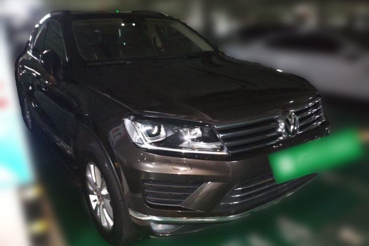 Used Volkswagen Touareg 2016 3.0 TSI Standard Version Front Right 45 Deg