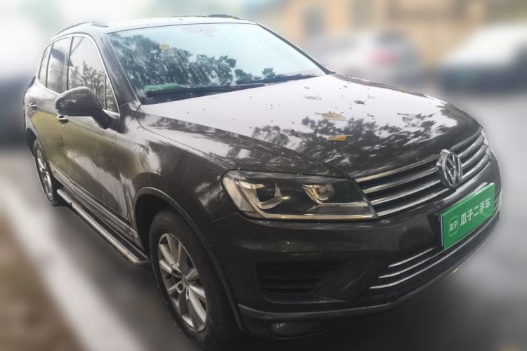Used Volkswagen Touareg 2016 3.0 TSI Standard Version Front Right 45 Deg