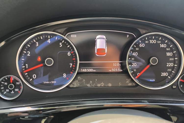 Used Volkswagen Touareg 2016 3.0 TSI Ignis Edition Instrument Cluster