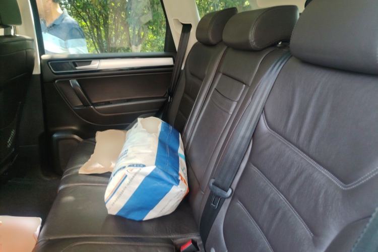 Used Volkswagen Touareg 2016 3.0 TSI Ignis Edition Left Rear Seat