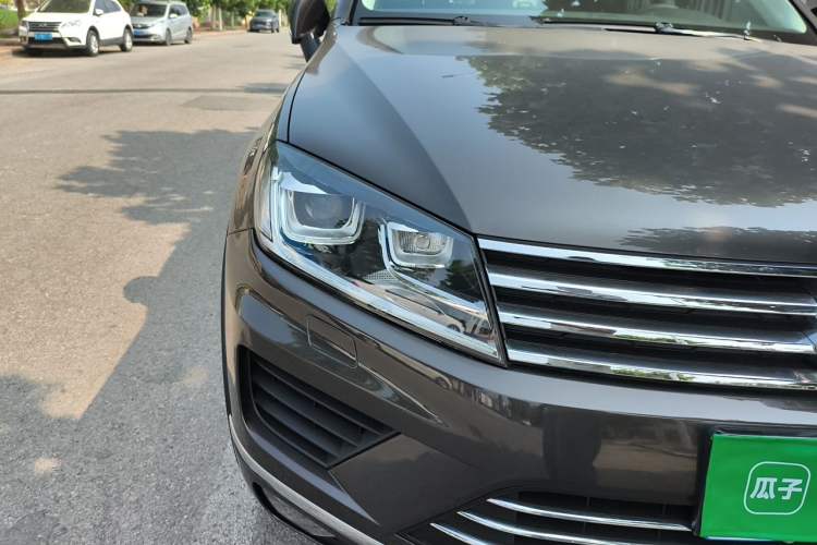Used Volkswagen Touareg 2016 3.0 TSI Ignis Edition Right Front Headlight