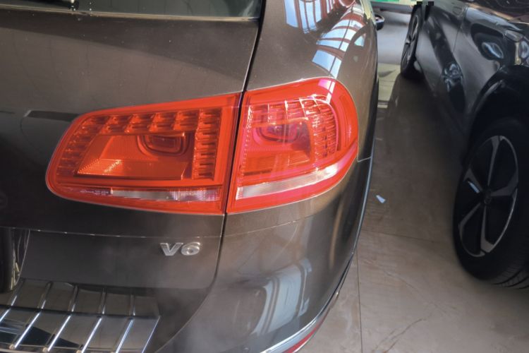Used Volkswagen Touareg 2016 3.0 TSI Ignis Edition Right Rear Taillight
