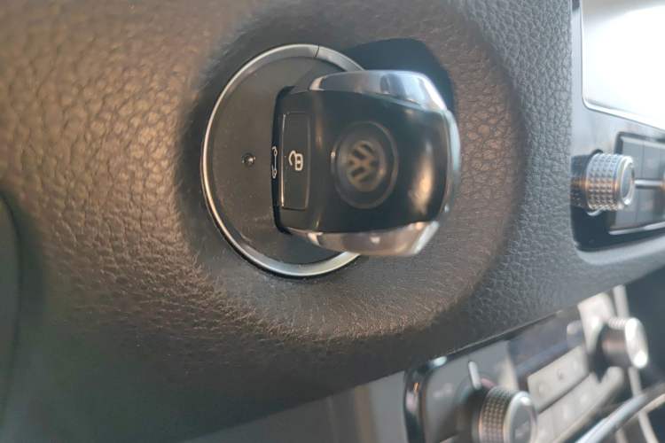 Used Volkswagen Touareg 2016 3.0 TSI Ignis Edition Vehicle Key