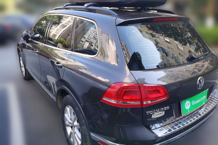 Used Volkswagen Touareg 2016 3.0 TSI Standard Version Rear Left 45 Deg