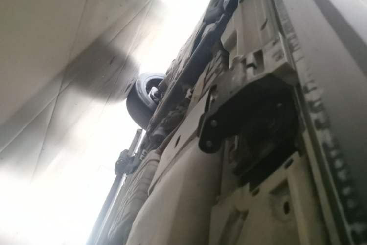 Used Volkswagen Touareg 2016 3.0 TSI Standard Version Chassis Rear Left