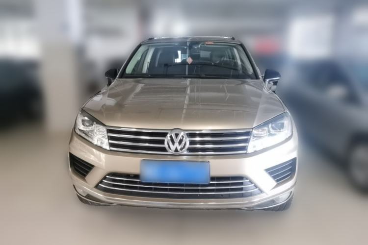 Used Volkswagen Touareg 2016 3.0 TSI Standard Version Front