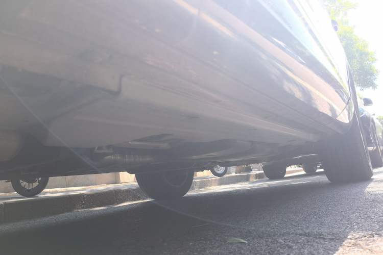 Used Volkswagen Touareg 2016 3.0 TSI R-Line Chassis Front Left