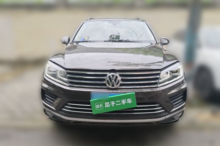 Used Volkswagen Touareg 2016 3.0 TSI Standard Version Front