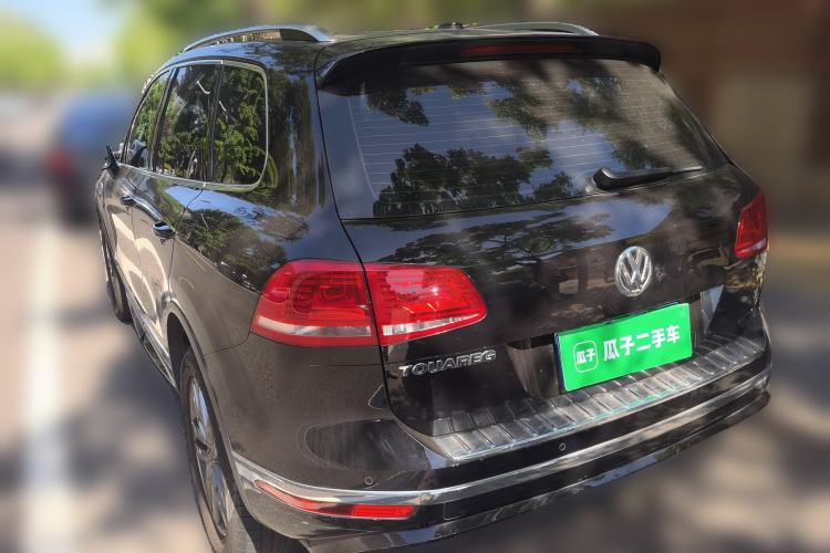Used Volkswagen Touareg 2016 3.0 TSI R-Line Rear Left 45 Deg