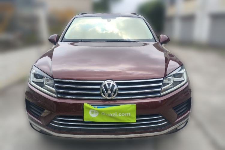 Used Volkswagen Touareg 2016 3.0 TSI Standard Version Front