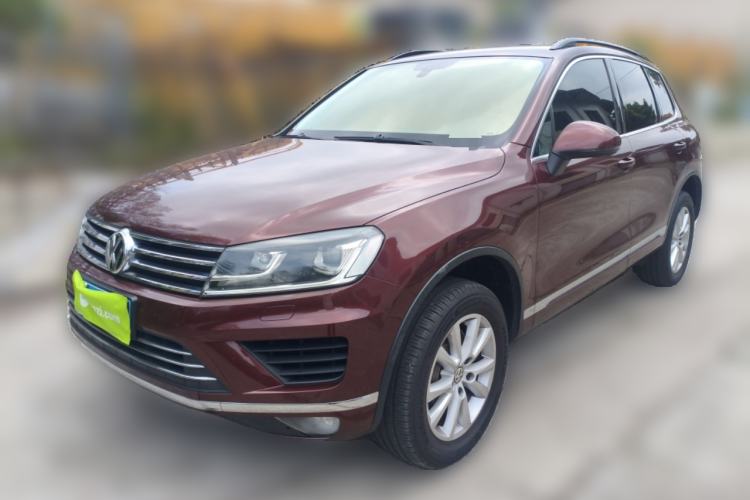 Used Volkswagen Touareg 2016 3.0 TSI Standard Version Front Left 45 Deg