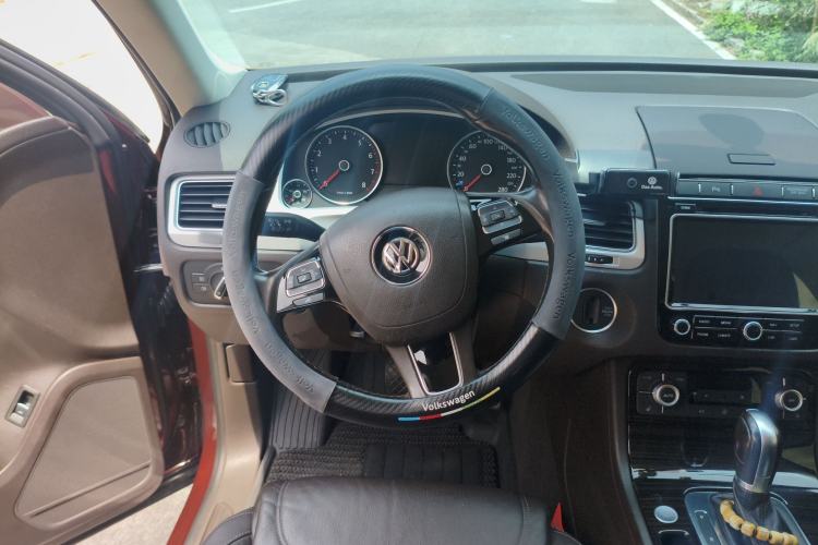 Used Volkswagen Touareg 2016 3.0 TSI Standard Version Steering Wheel
