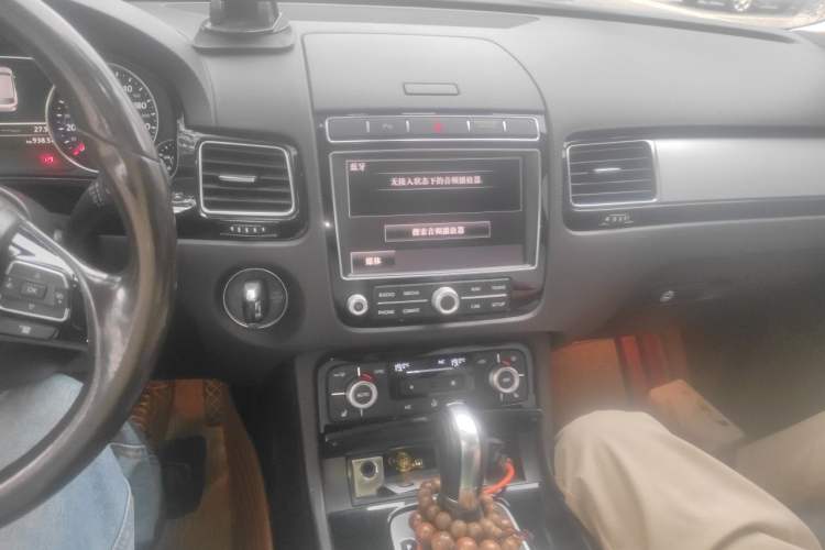 Used Volkswagen Touareg 2016 3.0 TSI Standard Version Audio And AC Panel