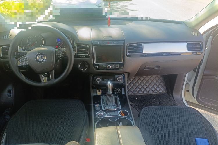 Used Volkswagen Touareg 2016 3.0 TSI Standard Version Center Console
