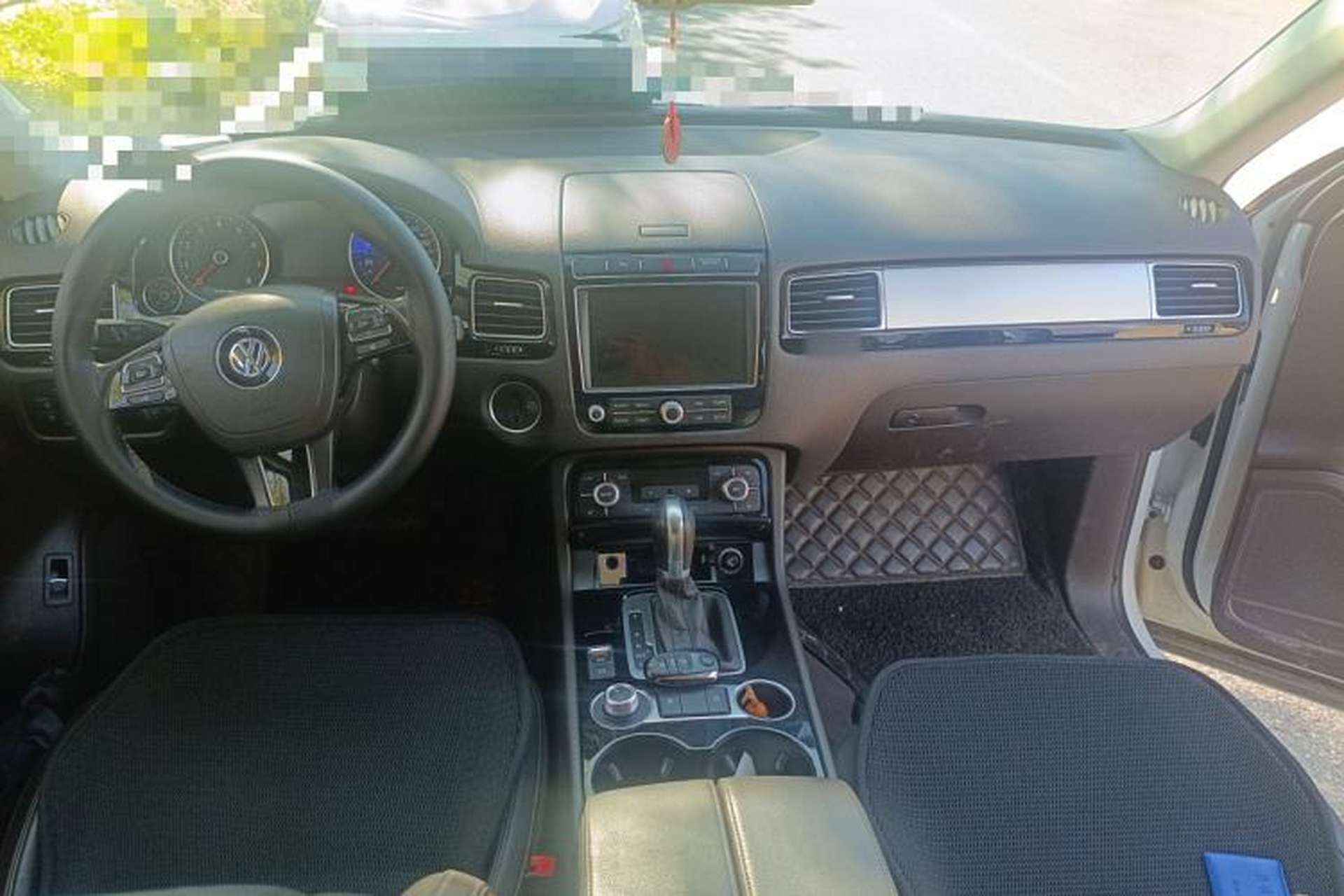 Used Volkswagen Touareg 2016 3.0 TSI Standard Version Center Console