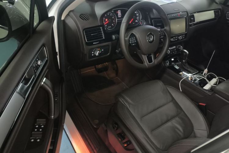 Used Volkswagen Touareg 2016 3.0 TSI Ignis Edition Driver Seat