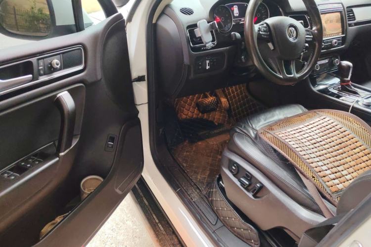 Used Volkswagen Touareg 2016 3.0 TSI Ignis Edition Driver Seat