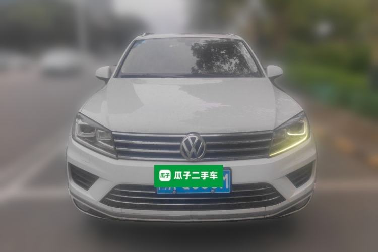 Used Volkswagen Touareg 2016 3.0 TSI Standard Version Front
