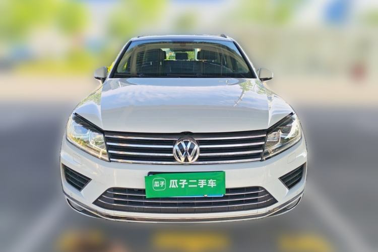 Used Volkswagen Touareg 2016 3.0 TSI Standard Version Front