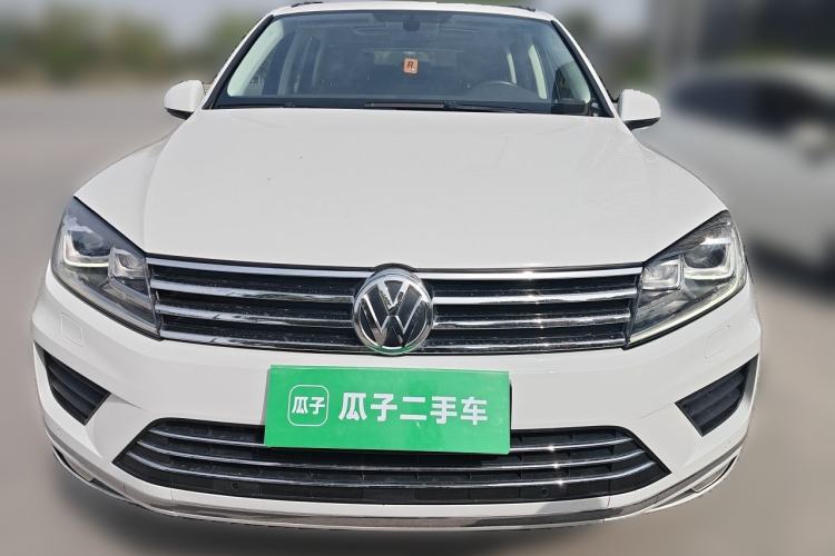 Used Volkswagen Touareg 2016 3.0 TSI Standard Version Front