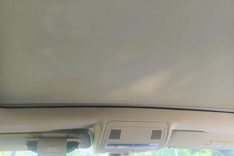 Used Volkswagen Touareg 2016 3.0 TSI Standard Version Headliner