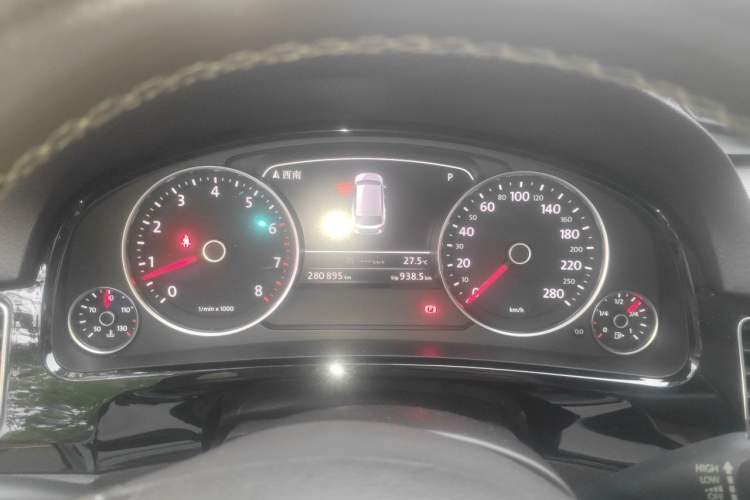 Used Volkswagen Touareg 2016 3.0 TSI Standard Version Instrument Cluster