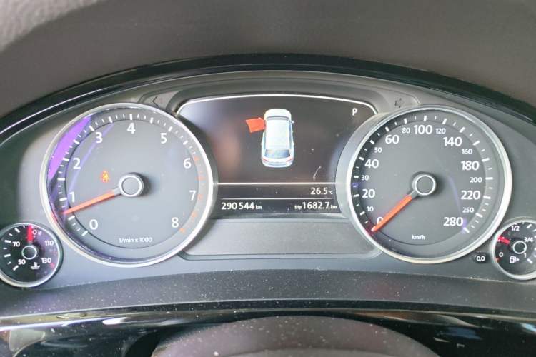 Used Volkswagen Touareg 2016 3.0 TSI Standard Version Instrument Cluster