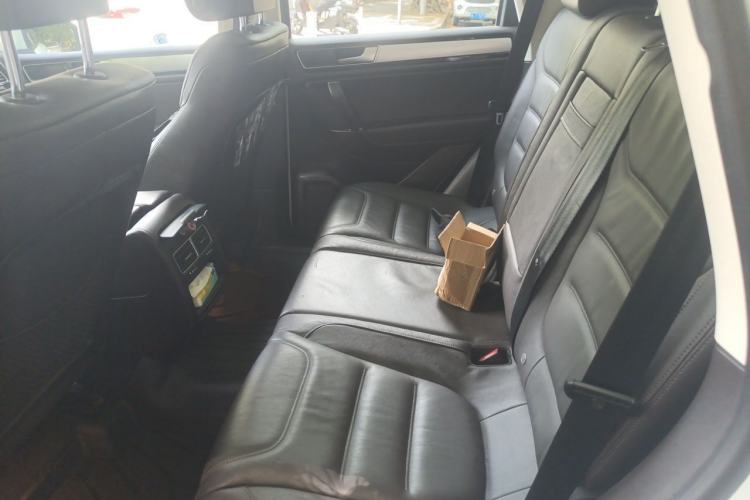 Used Volkswagen Touareg 2016 3.0 TSI Standard Version Left Rear Seat
