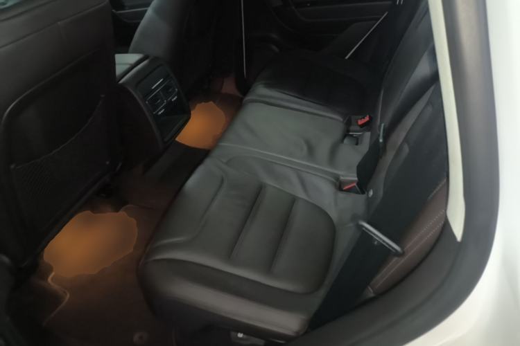 Used Volkswagen Touareg 2016 3.0 TSI Ignis Edition Left Rear Seat
