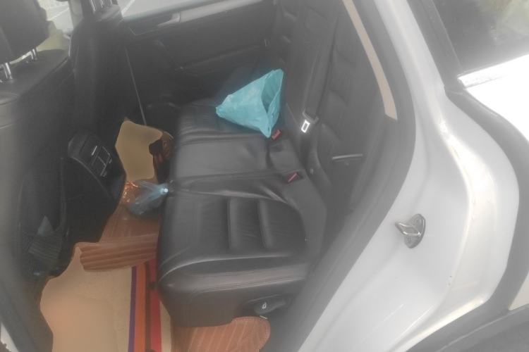 Used Volkswagen Touareg 2016 3.0 TSI Standard Version Left Rear Seat