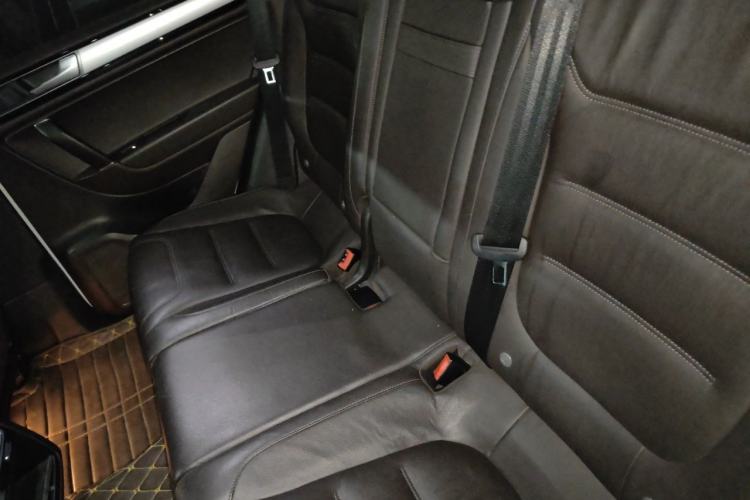Used Volkswagen Touareg 2016 3.0 TSI Ignis Edition Left Rear Seat