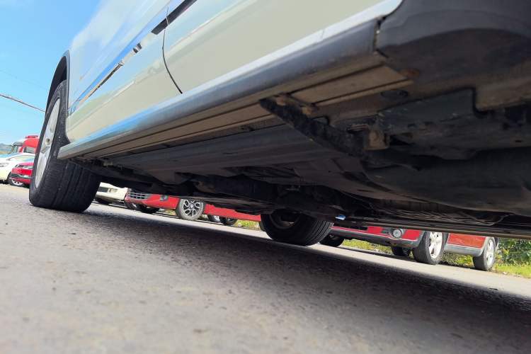Used Volkswagen Touareg 2016 3.0 TSI Ignis Edition Left Side Sill