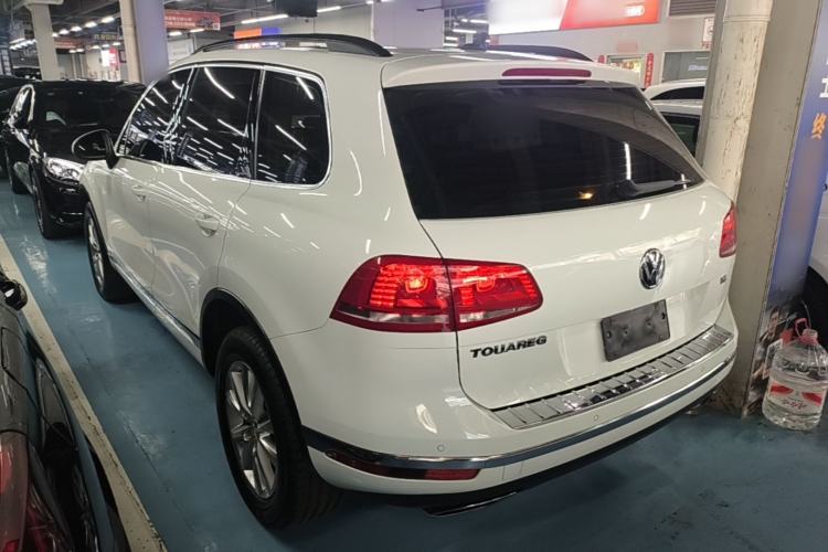 Used Volkswagen Touareg 2016 3.0 TSI Ignis Edition Rear Left 45 Deg