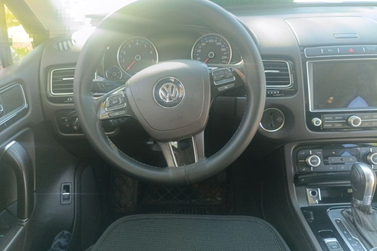 Used Volkswagen Touareg 2016 3.0 TSI Standard Version Steering Wheel