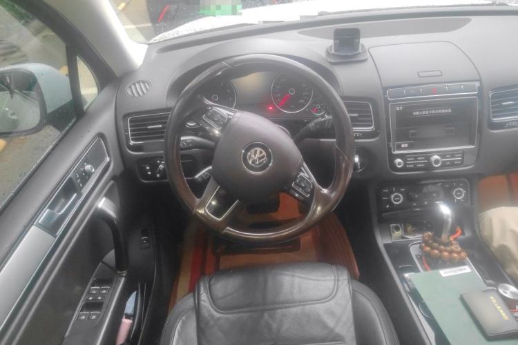 Used Volkswagen Touareg 2016 3.0 TSI Standard Version Steering Wheel