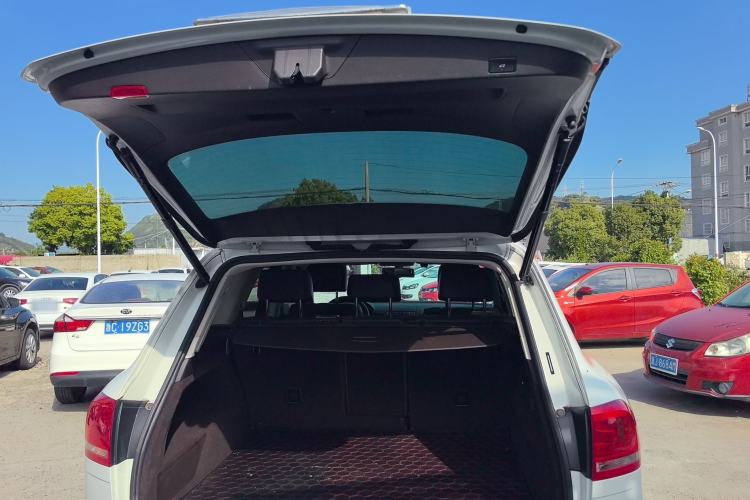 Used Volkswagen Touareg 2016 3.0 TSI Ignis Edition Trunk