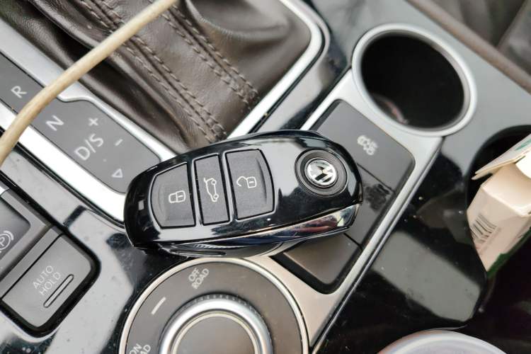 Used Volkswagen Touareg 2016 3.0 TSI Ignis Edition Vehicle Key