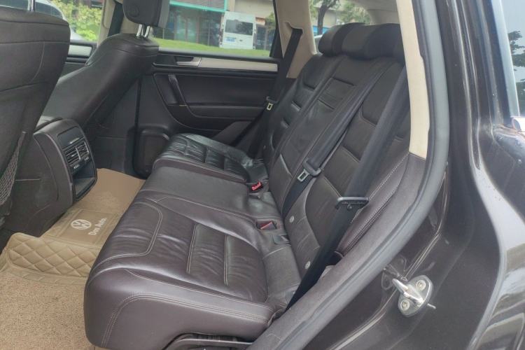Used Volkswagen Touareg 2016 3.0 TSI Ignis Edition Left Rear Seat