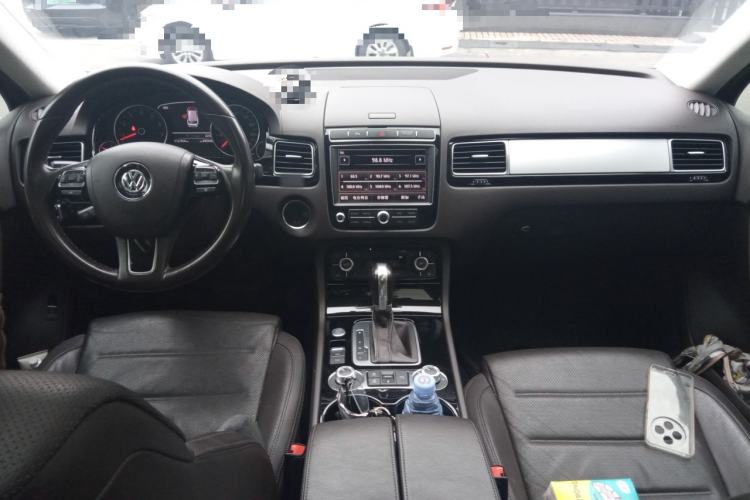 Used Volkswagen Touareg 2017 3.0 TSI Touareg Edition Center Console