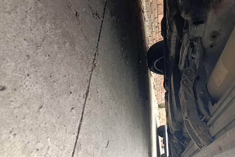 Used Volkswagen Touareg 2017 3.0 TSI Touareg Model Chassis Front Left