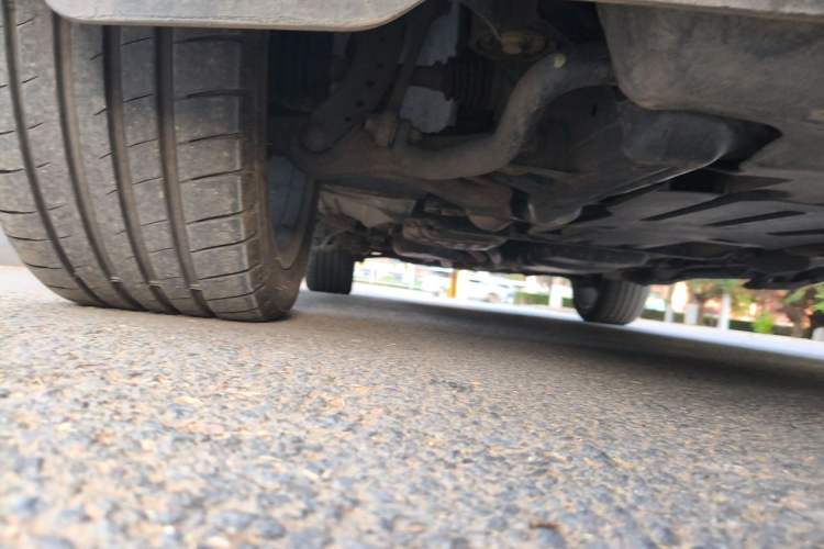 Used Volkswagen Touareg 2017 3.0 TSI Touareg Model Chassis Front Left