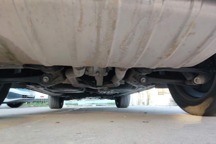 Used Volkswagen Touareg 2017 3.0 TSI Yuyue Model Chassis Rear