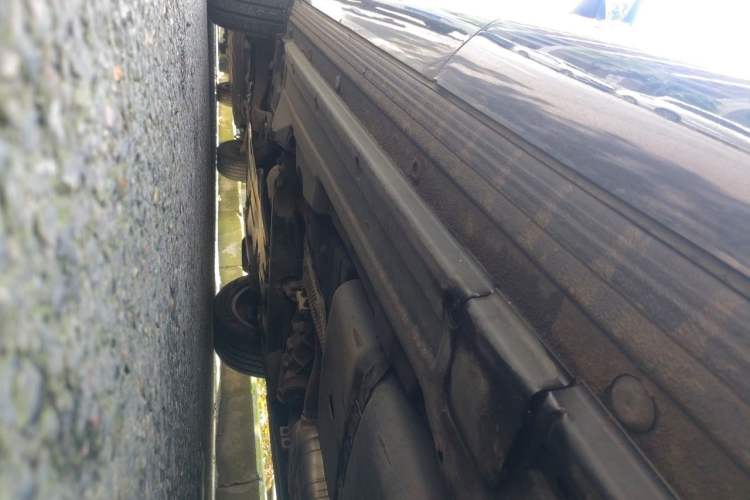 Used Volkswagen Touareg 2017 3.0 TSI Touareg Model Chassis Rear Left